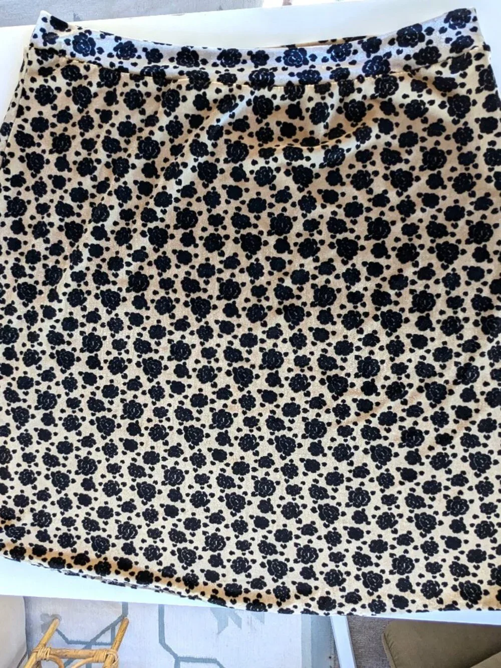 Handmade Sz Large A-Line Stretch Velvet Skirt-32-36